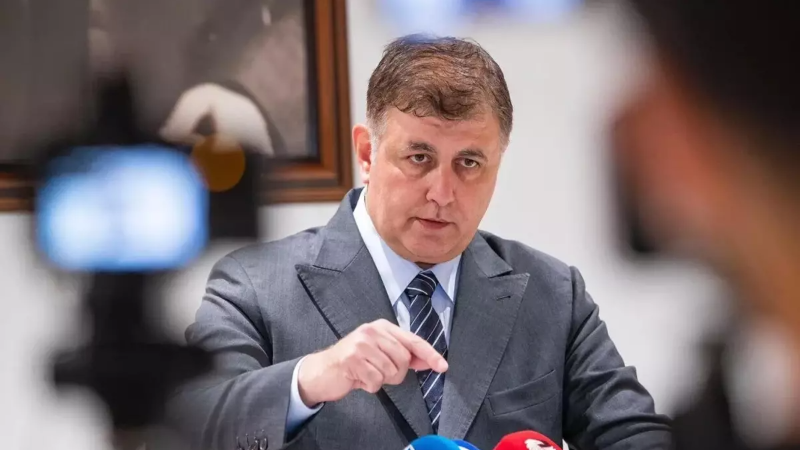 Belediye-İş'ten, Başkan Cemil Tugay'a işten çıkarma tepkisi