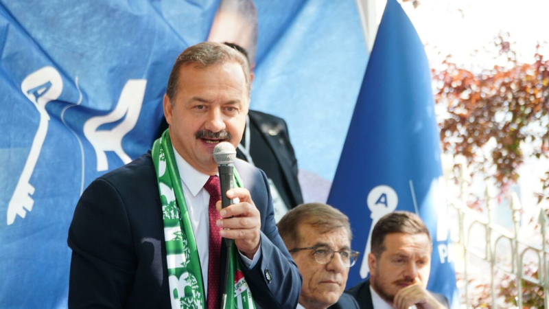 Ağıralioğlu Bursa’da: Anahtar Parti ilkeli siyasetin temsilcisidir
