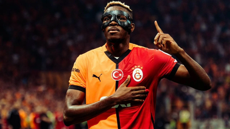 Osimhen Galatasaray'dan süre istedi