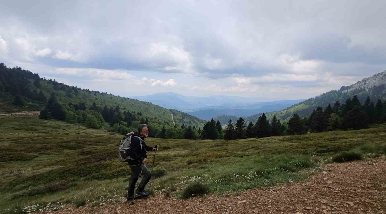 Bursa'da haziran ortasında karda yürüdüler