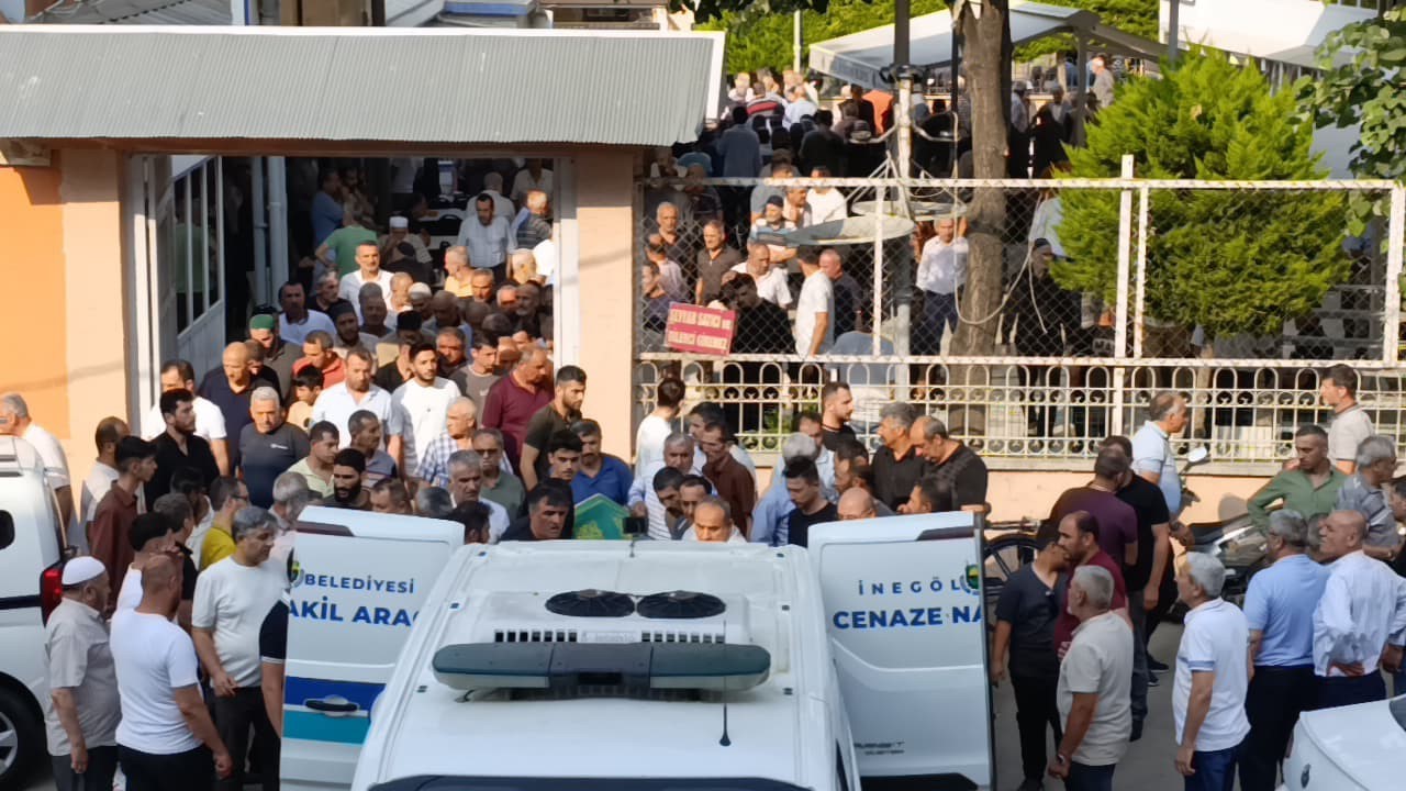 İnegöl'de katledilen kadının paylaşımı yürek burktu