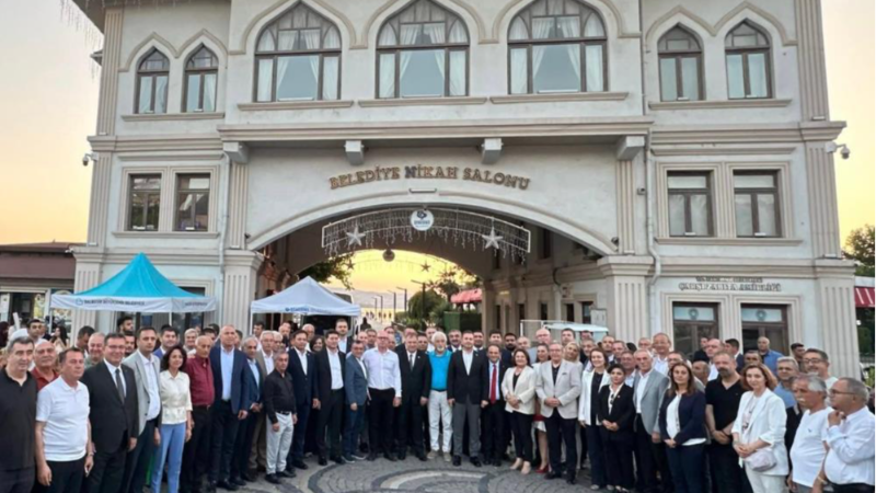 CHP'li belediye başkanları Bandırma'da buluştu