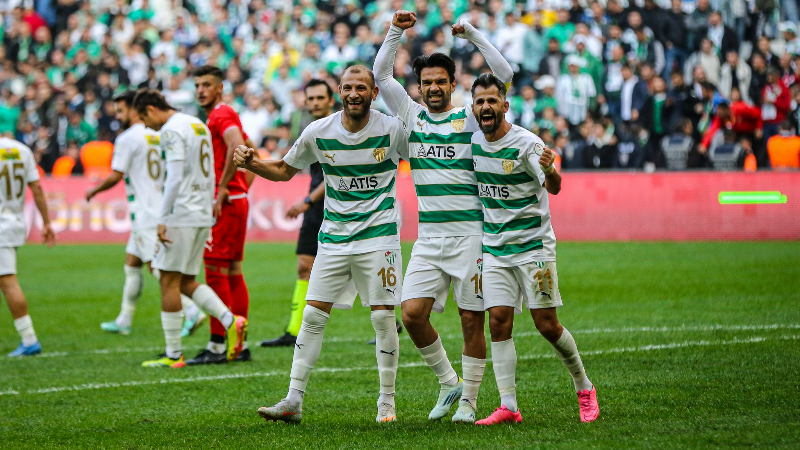 Bursaspor 6 hazırlık maçı oynayacak