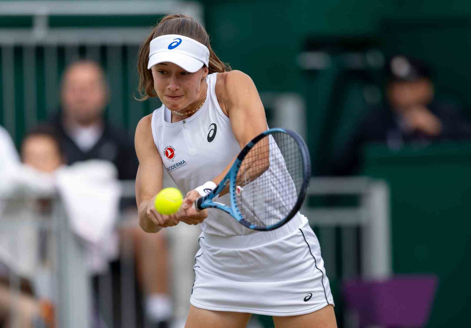 Zeynep Sönmez, Wimbledon’a 3. turda veda etti
