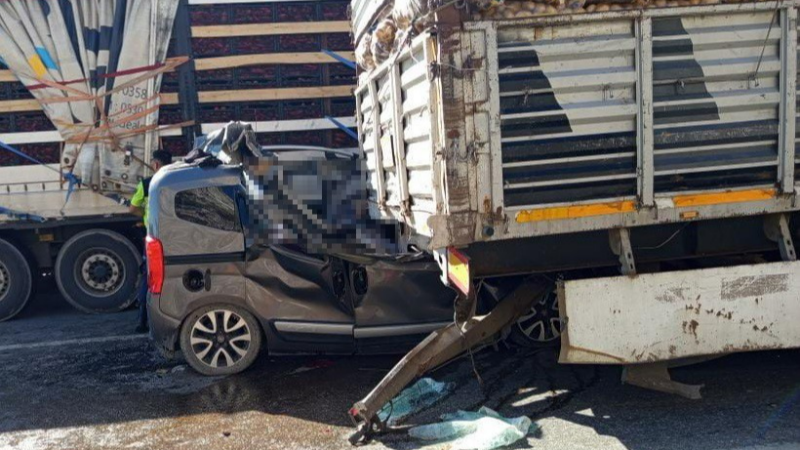 Katliam gibi kaza: 5 ölü, 1 ağır yaralı