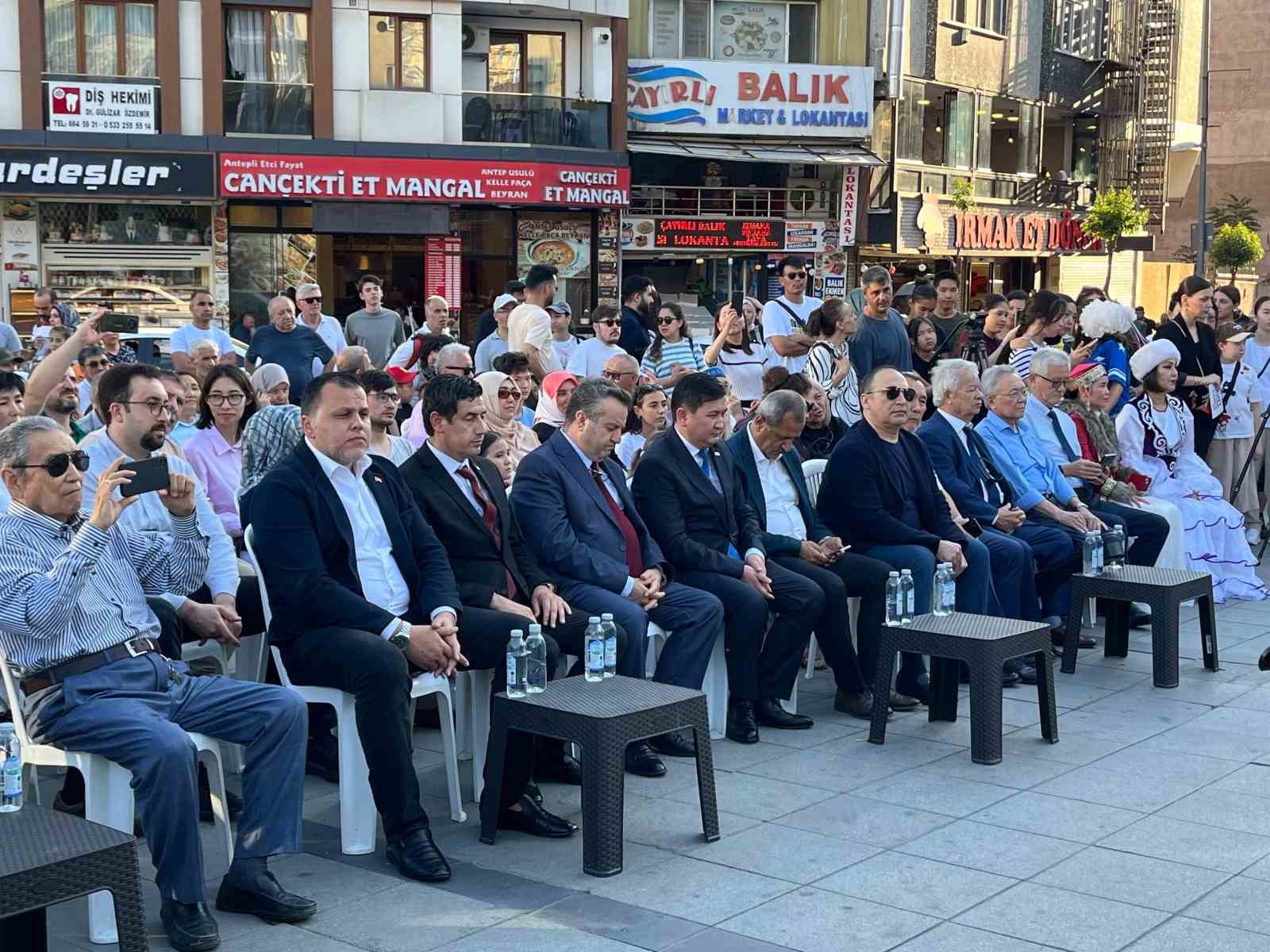 Zeytinburnu’nda "Ulusal Dombra Günü" etkinliği düzenlendi
